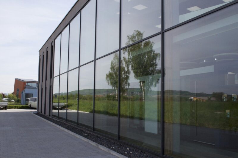 Glasfassade Showroom SBB Schäger Glasfassade Showroom SBB Schäger